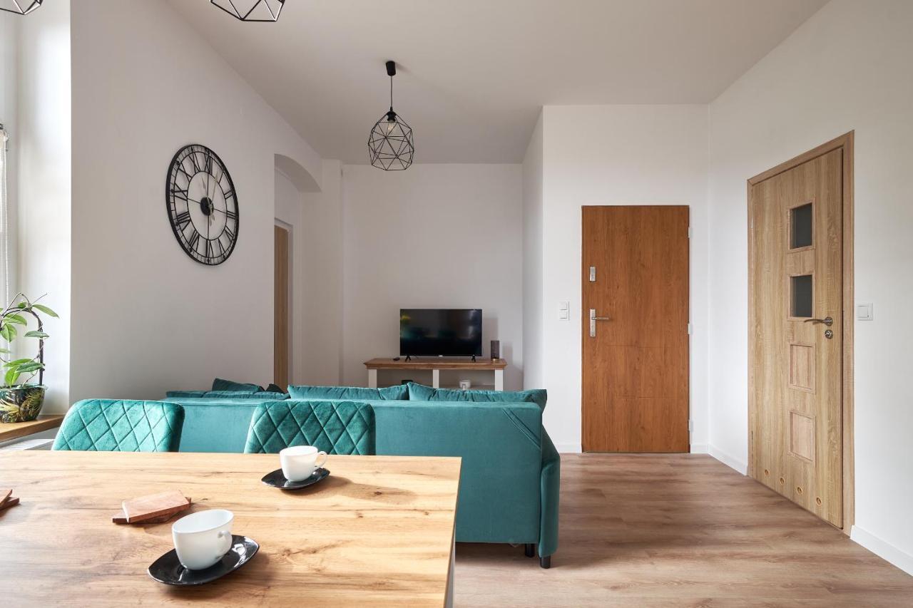 U Bratkow Apartment *